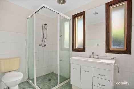 Property photo of 10 Lara Close Illawong NSW 2234