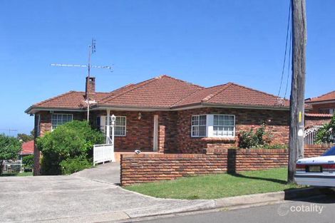 7 Fairfax Rd, Warrawong, NSW 2502