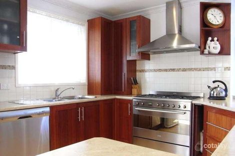 Property photo of 13 Greenview Court Epping VIC 3076