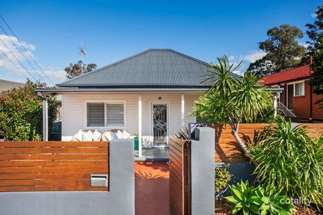111 Mount Keira Rd, West Wollongong, NSW 2500