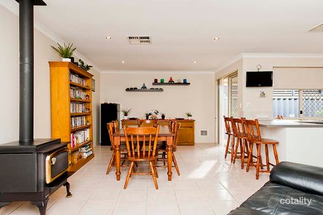 56b Towncentre Dr, Thornlie, WA 6108