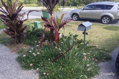 Property photo of 48 Milbrook Crescent Pimpama QLD 4209