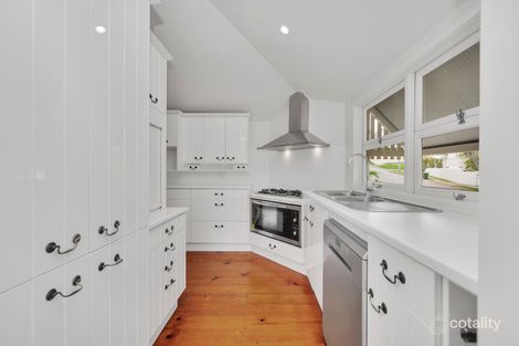 Property photo of 1 Barton Parade Balmoral QLD 4171