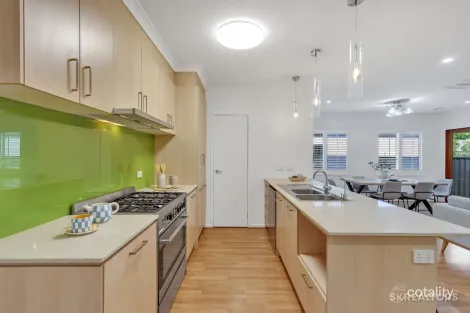 Property photo of 6 Birdswood Crescent Craigieburn VIC 3064