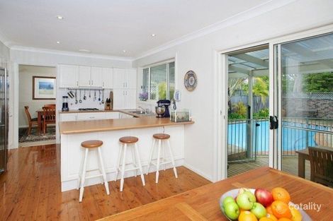 Property photo of 2 Kew Close Belrose NSW 2085