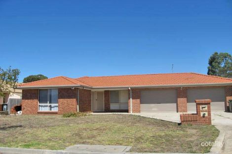 Property photo of 17 Eagle Terrace Taylors Lakes VIC 3038