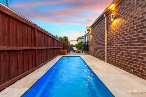 Property photo of 43 Ladybird Crescent Point Cook VIC 3030