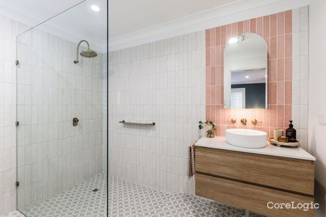 Property photo of 11 Gibson Place Brookfield QLD 4069
