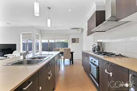 Property photo of 28 Darwin Way Wollert VIC 3750