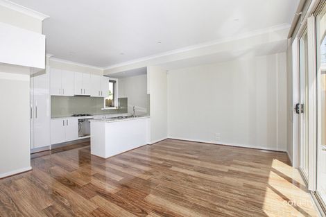 Property photo of 2/102 Bindi Street Glenroy VIC 3046