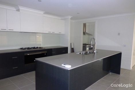 Property photo of 323 Saltwater Promenade Point Cook VIC 3030