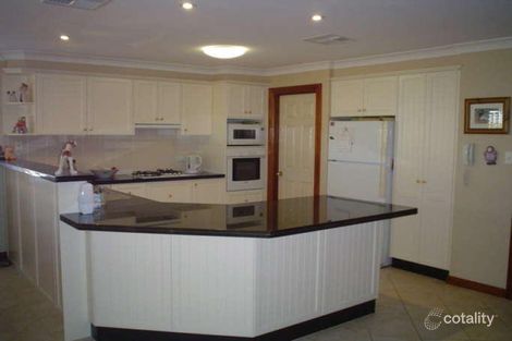 Property photo of 8 Strathmore Place Glen Alpine NSW 2560