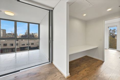 Property photo of 1047/16 Hamilton Place Bowen Hills QLD 4006