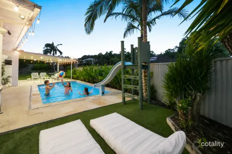 Property photo of 9 Emerson Drive Bonogin QLD 4213