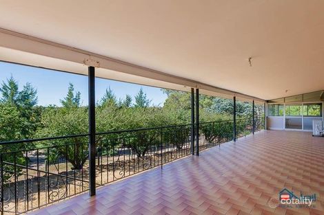 60 Dmietrieff Rd, Bedfordale, WA 6112