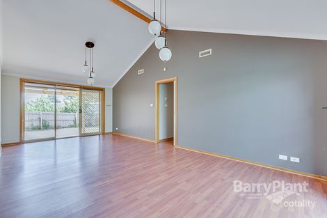 Property photo of 23 Catherine Drive Hillside VIC 3037