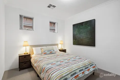 Property photo of 10 Sleaford Lane Mount Lawley WA 6050