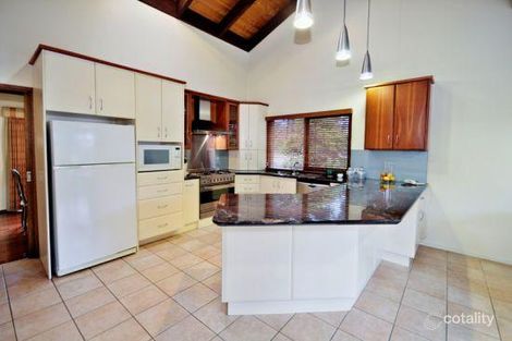 Property photo of 51 Wycliffe Crescent Eltham VIC 3095