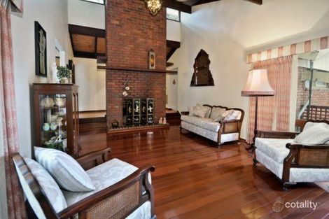 Property photo of 51 Wycliffe Crescent Eltham VIC 3095