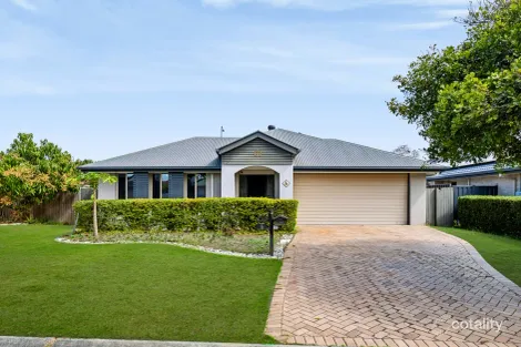 4 WHITFIELD CRES, NORTH LAKES, QLD 4509