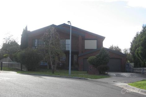 Property photo of 2 Leila Court Endeavour Hills VIC 3802