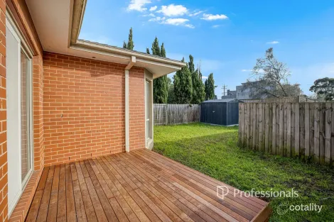 Property photo of 1 Clifford Street Glen Waverley VIC 3150
