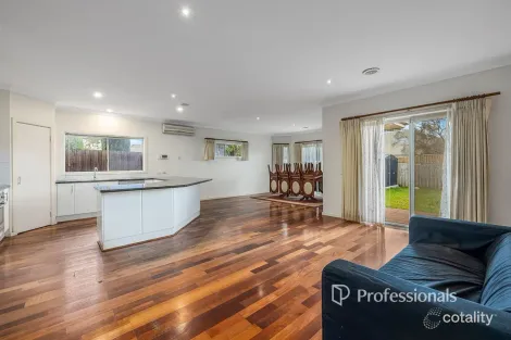 Property photo of 1 Clifford Street Glen Waverley VIC 3150