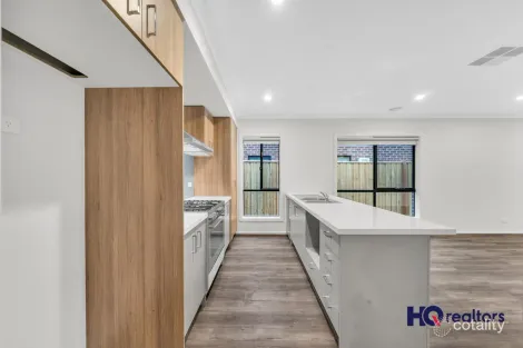 Property photo of 7 Yucca Street Wyndham Vale VIC 3024