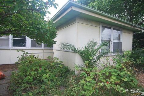 Property photo of 14 Barlow Crescent Canley Heights NSW 2166