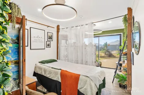 Property photo of 32 Dollarbird Lane Andergrove QLD 4740