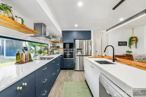 Property photo of 32 Dollarbird Lane Andergrove QLD 4740