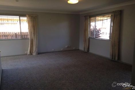 17 Brighton St, Woody Point, QLD 4019