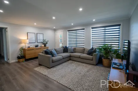 Property photo of 4/63 Bundara Crescent Tumut NSW 2720