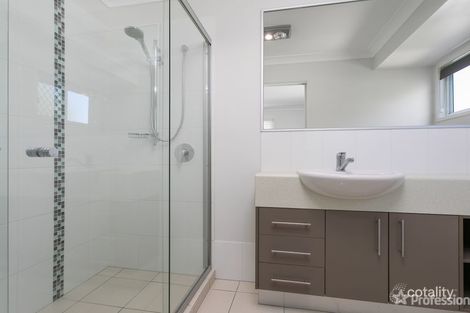 Property photo of 4/9 Boat Street Victoria Point QLD 4165