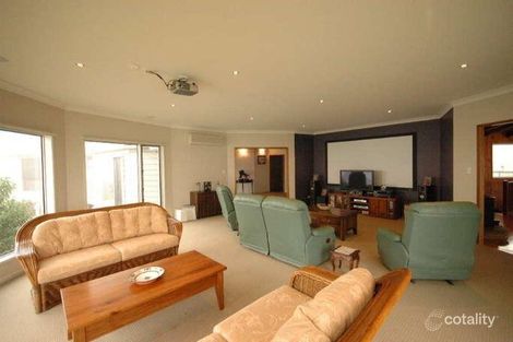 Property photo of 21 Bradys Road Highfields QLD 4352