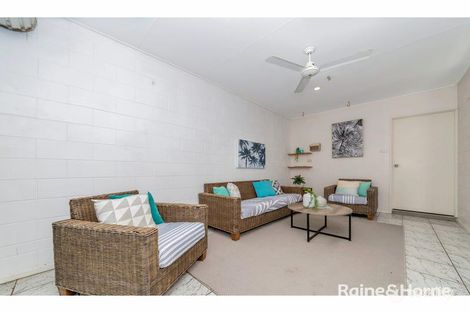 Property photo of 1/3 Jermyn Street Hyde Park QLD 4812