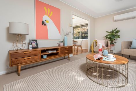 Property photo of 15 Bennelong Crescent Macquarie ACT 2614