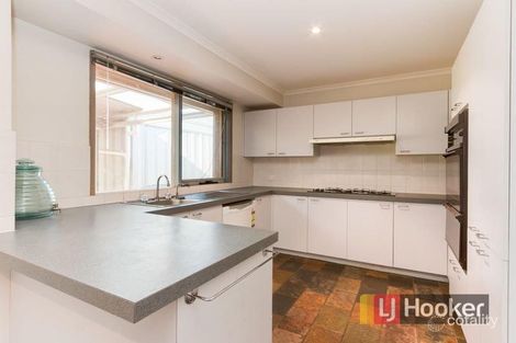 Property photo of 38 Leopold Crescent Hampton Park VIC 3976