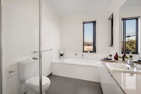Property photo of 8C Stadium Circuit Mulgrave VIC 3170