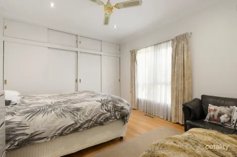 Property photo of 36 Kingsley Grove Mount Waverley VIC 3149