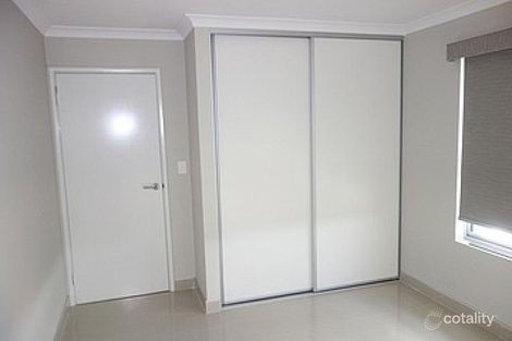 Property photo of 16 Lee-Steere Crescent Piara Waters WA 6112