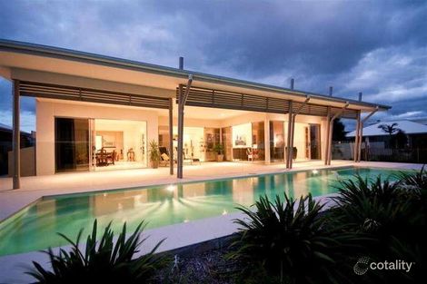 38 Bellanboe Cct, Pelican Waters, QLD 4551