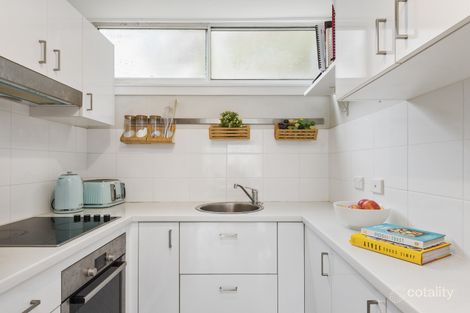 Property photo of 1/64 Surfview Road Mona Vale NSW 2103