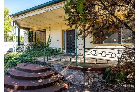 310 Lake Albert Rd, Kooringal, NSW 2650