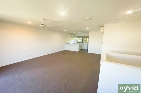 8/23 Roberts St, South Gladstone, QLD 4680