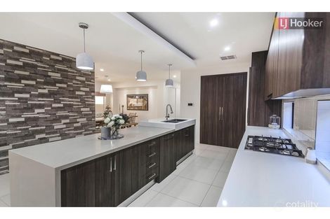 Property photo of 8 Style Way Craigieburn VIC 3064