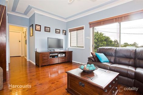 Property photo of 16 Centenary Road Albion Park NSW 2527