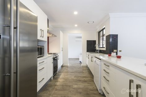 Property photo of 28 Aldershot Drive Keilor Downs VIC 3038