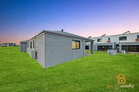 Property photo of 16 Marwari Way Aintree VIC 3336