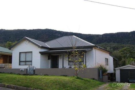 Property photo of 13 The Waves Thirroul NSW 2515